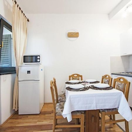 Apartment Andrejka Peroj Extérieur photo