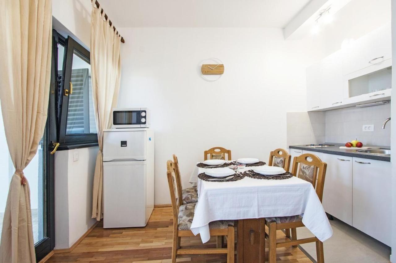 Apartment Andrejka Peroj Extérieur photo